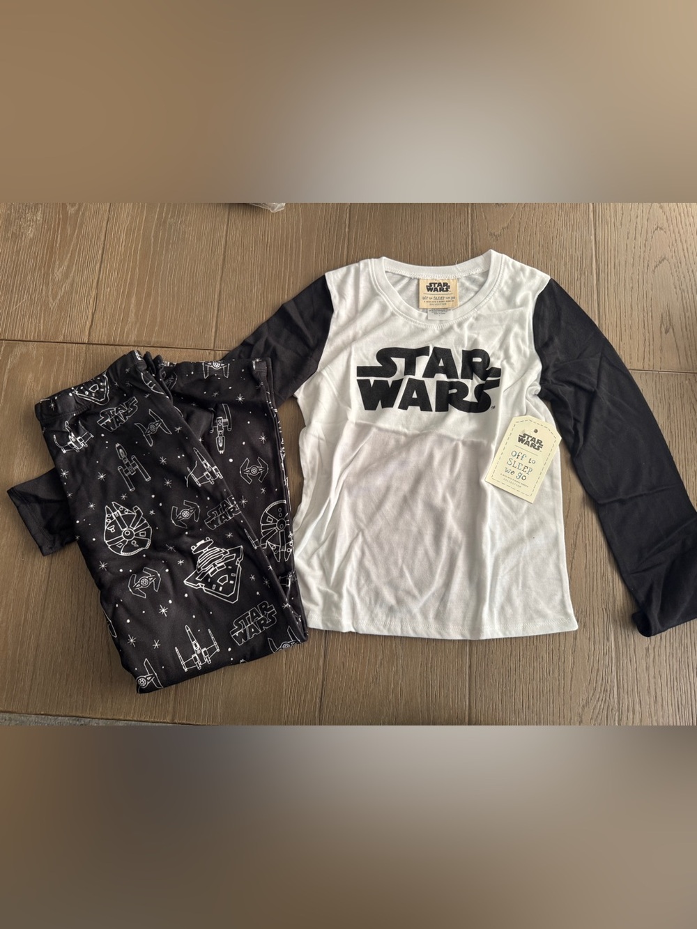 Star Wars  (Off to sleep we go) Pajama Set Kids / Children Unisex Large